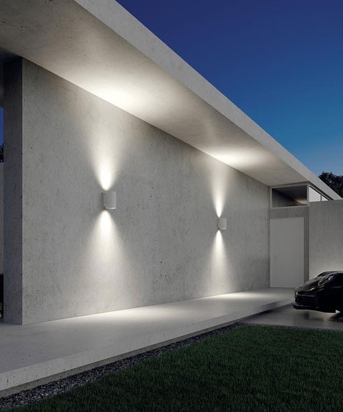 SOVIL Show 98464 Lampada Moderna Esterno 2 LED 20W ambientato