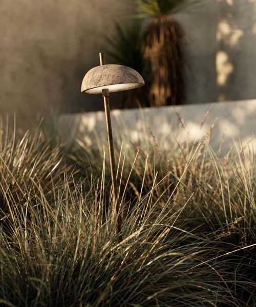 IL FANALE Pantarhei 331.11 Outdoor bollard h90cm in antique brass and terracotta