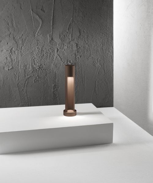 ISYLUCE Bellagio Small Outdoor Floor Lamp 2 Colors