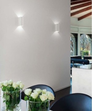 ISYLUCE Gypsos 830 paintable gypsium prismatic wall lamp