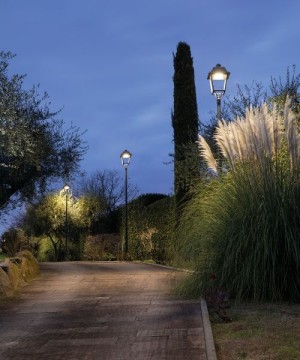 SOVIL AVENUE 98301-01 Outdoor LED Pole Head